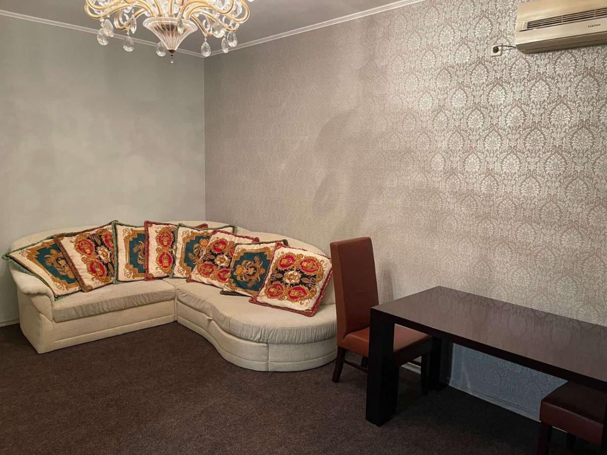 Mini Chisinau Hotel エクステリア 写真
